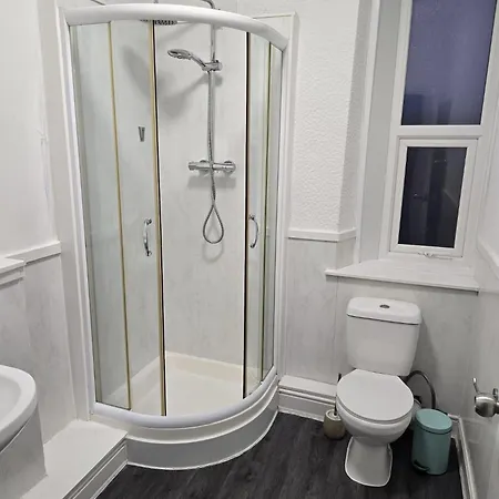 Maqs Bistro מלון